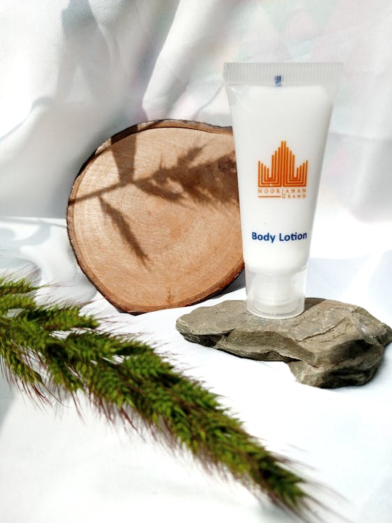 Best Natural Body Lotions of 2026: Eco-Friendly Moisturizers for Soft Skin and a Healthier Planet